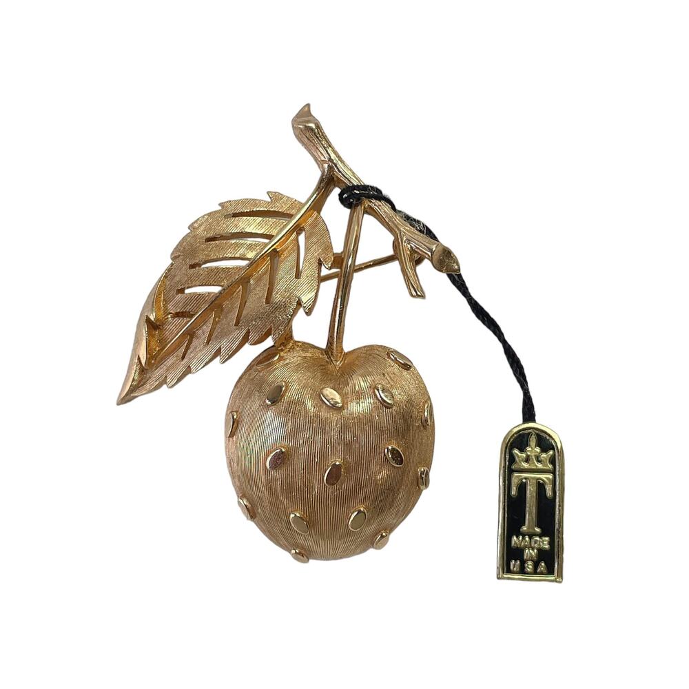 1960s Crown Trifari Gold Plated Strawberry Cherry Fruit Brooch Pin Original Tag